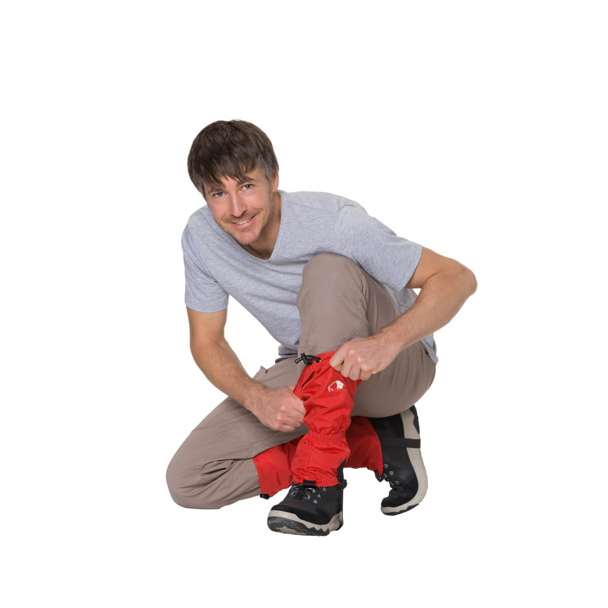 Mann mit Tatonka Gaiter 420 HD Gamaschen