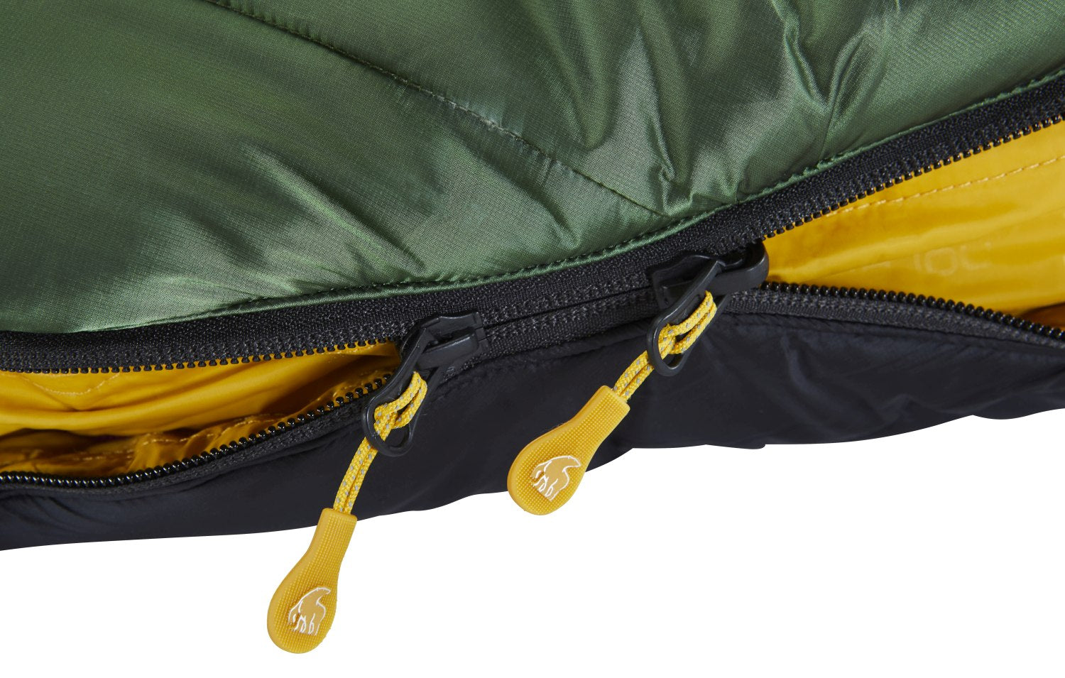 Nordisk Gormsson -10° Mumienschlafsack, artichoke green/mustard yellow/black (außen grün, innen senffarben), mit Kapuze, Detail: Reißverschlüsse an der Seite