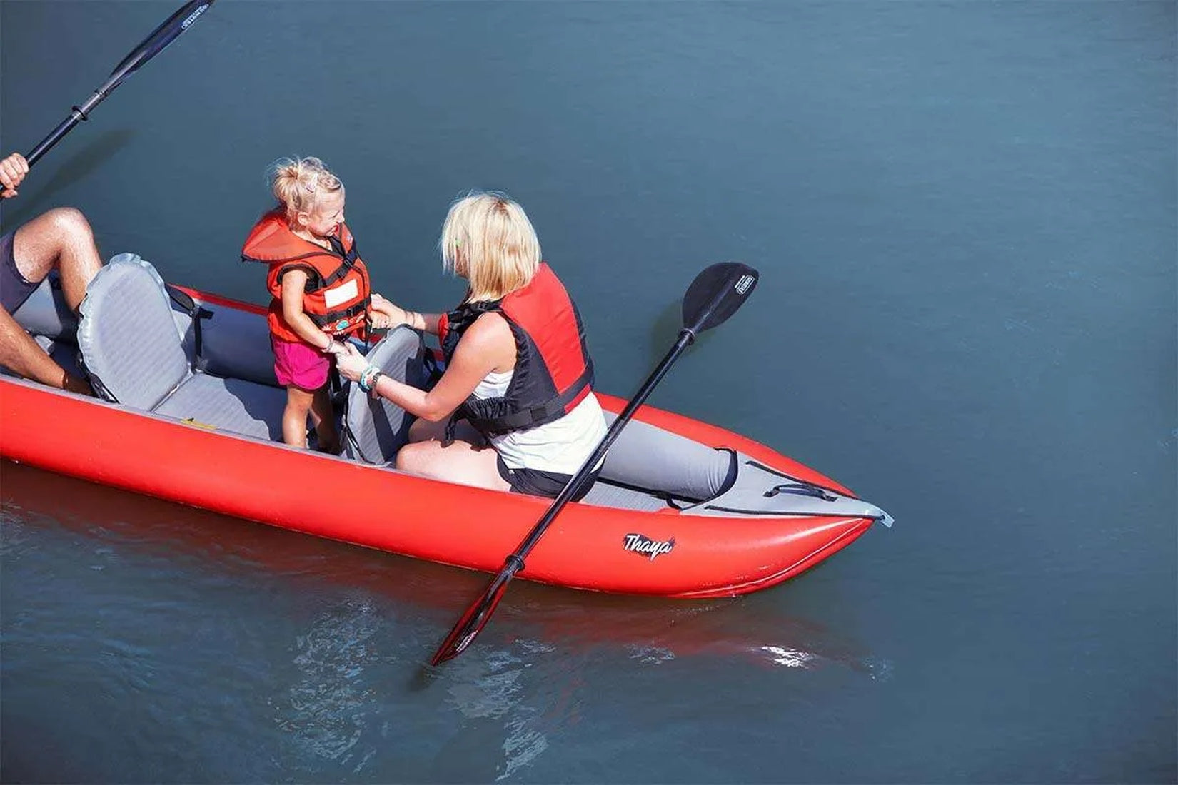 Kinder in Gumotex Thaya Schlauchkajak aufblasbar 2+1 Personen rot,